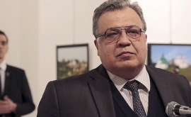 Putin acordă titlul de Erou al Rusiei fostului ambasador Andrei Karlov