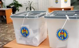 Vor primi două buletine de vot Locuitorii din 4 sate își vor alege mîine primarii