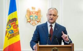 Igor Dodon pleacă în concediu