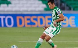 Fotbal Aissa Mandi Betis Sevilla testat pozitiv la noul coronavirus