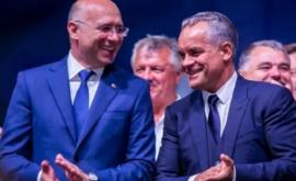 Pavel Filip a cerut ca Vlad Plahotniuc să fie decorat cu Ordinul Republicii