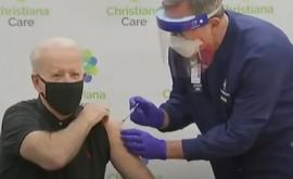 Biden a primit a doua doză de vaccin împotriva COVID19