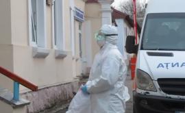 O asistentă medicală infectată cu noul coronavirus a decedat