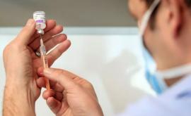 Uniunea Europeană continuă vaccinarea cu AstraZeneca