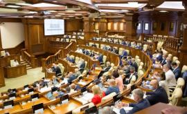 Deputații din Platforma Pentru Moldova au depus o sesizare la Curtea Constituțională