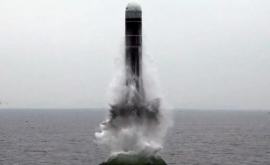 Coreea de Nord lansează un nou submarin nuclear