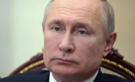 Putin șia amintit despre anii 90 și a avertizat politicienii