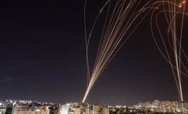 Metropola israeliană Tel Aviv ţinta unui atac puternic cu rachete lansate din Fîşia Gaza