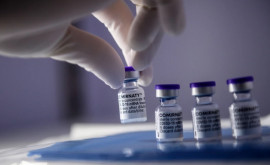 ЕС подписал контракт с Pfizer о поставке 18 млрд доз вакцины от COVID