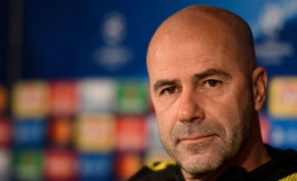 Olympique Lyon la angajat ca antrenor pe olandezul Peter Bosz