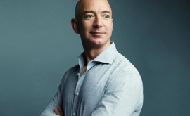 Jeff Bezos a anunțat că va zbura în spațiu pe 20 iulie Cine îl va însoți