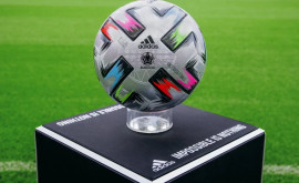 Представлен мяч который будет использоваться в полуфиналах и финале Евро2020