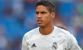 Este oficial Raphael Varane a semnat cu Manchester United