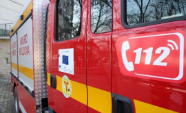 Incendiu întro casă de locuit din Edineț O persoană a fost transportată la spital