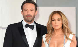 Ben Affleck la împins pe un fan înfocat care sa apropiat de J Lo Află de ce