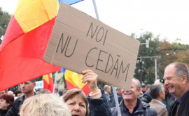 Dodon cheamă oamenii la proteste Pe dînșii o să poată să îi oprească doar oamenii