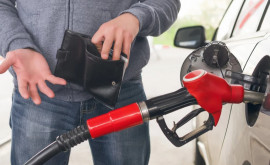 Combustibilul în Moldova se va mai scumpi puțin 