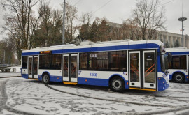 Движение общественного транспорта в столице затруднено изза пробок 