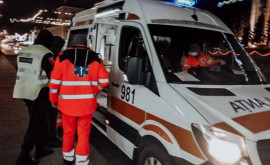 Un bărbat care sa simțit rău ajutat de carabinieri la Chișinău