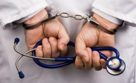 Poliția a reținut o persoană suspectată în eliberarea ilegală a rețetelor medicale pentru procurarea medicamentelor cu efect psihotrop