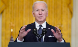 Biden merge vineri în Polonia