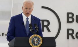 Biden neagă că ar exista arme biologice și chimice americane în Europa