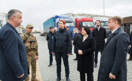 Правительство Республики Молдова передало Украине первую партию гуманитарной помощи 
