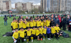 Federația Moldovenească de Fotbal a organizat un turneu pentru copii la Cernăuți