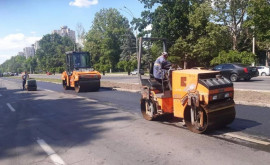 Ремонт столичных дорог и тротуаров продолжается