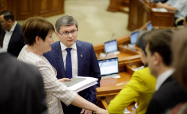 Modificările la cadrul normativ conex Codului administrativ adoptate de Parlament 