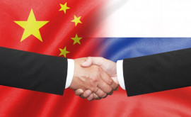 Ministerul chinez de Externe anunță contacte strînse cu Rusia