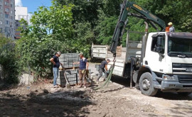 Lucrări de reparație în parcul Valea Trandafirilor din capitală