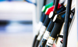 Prețul combustibilului în Moldova continuă să scadă