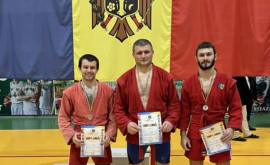 Три пограничника на подиуме чемпионата страны по самбо