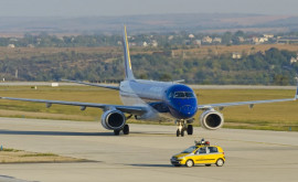 Ce se va întîmpla cu străinul care a sărit de pe trapa unui avion pentru a nu fi alungat din Moldova