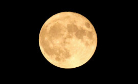 Superluna Sturion vizibilă în Moldova și în alte țări europene