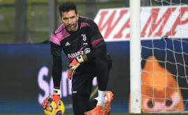 Celebrul portar italian Buffon se retrage din fotbal