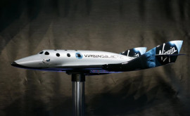 Студентка и ее мать полетят в космос по итогам конкурса компании Virgin Galactic