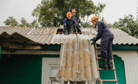 Ajutor pentru locuitorii din Bădiceni care au avut de suferit în urma ploilor puternice