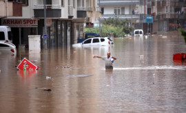 Продолжительные ливни вызвали наводнение в Турции