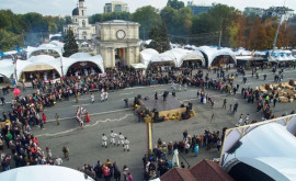 Circulaţia transportului public de Ziua Naţională a Vinului