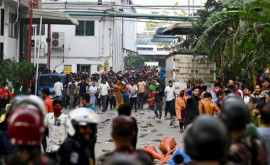 В Бангладеш протестуют работники фабрик одежды для Zara и HM