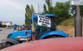 Fermierii anunță că ies la protest masiv