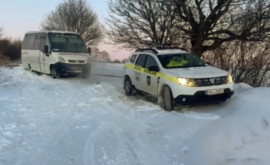 Полицейские помогли школьникам