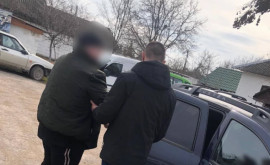 Un bărbat dat în căutare prin INTERPOL reținut în timp de traversa ilegal frontiera