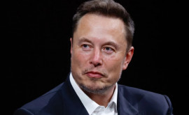 Elon Musk răspunde dacă va dona bani pentru campaniile electorale ale lui Biden sau Trump