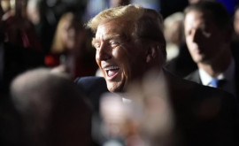 Păcăleală de 1 aprilie Trump a anunţat că îşi suspendă campania