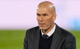 Zinedine Zidane contactat de un club URIAȘ al Europei