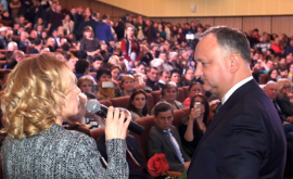 Dodon sa întîlnit cu diaspora moldovenească din Moscova VIDEO