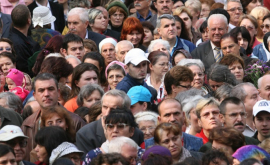 Cea mai mare parte a populaţiei pledează pentru o Moldovă unificată